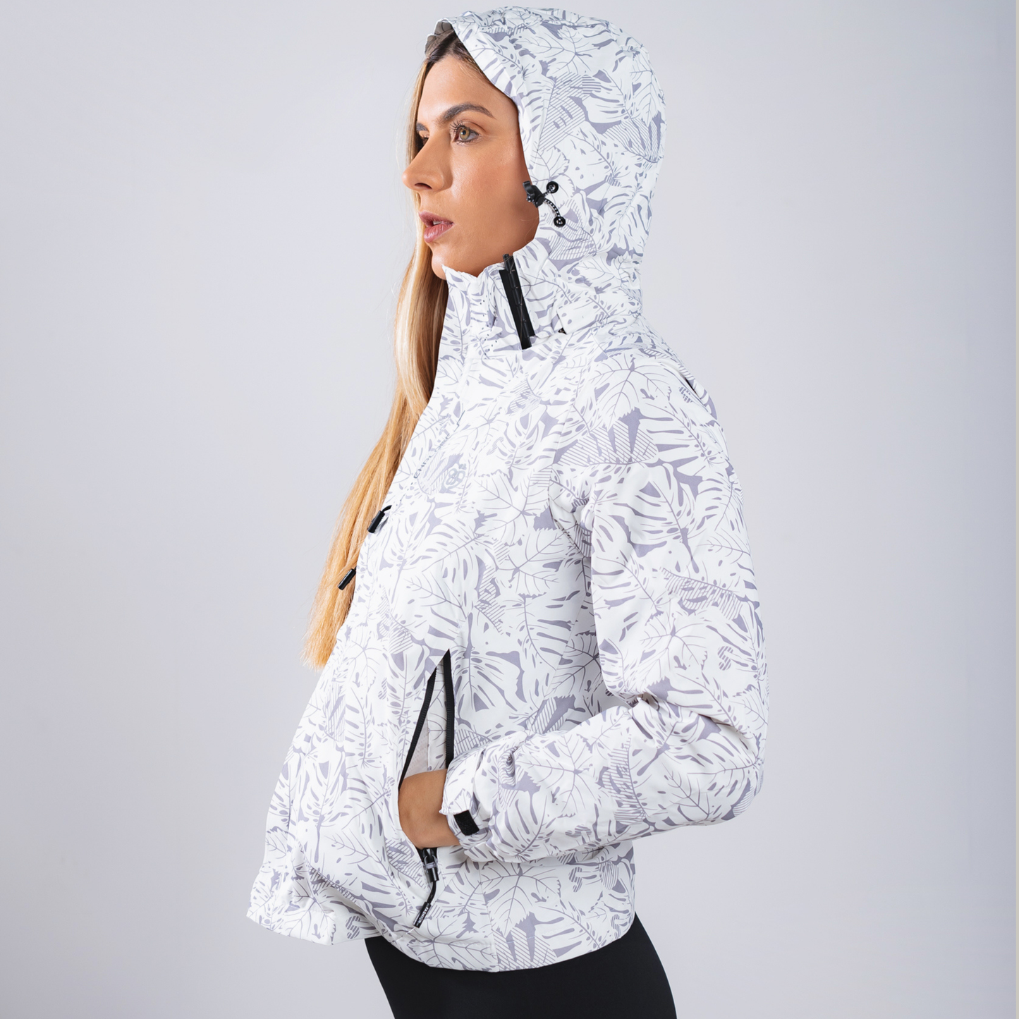 CHAQUETA DE FLORES