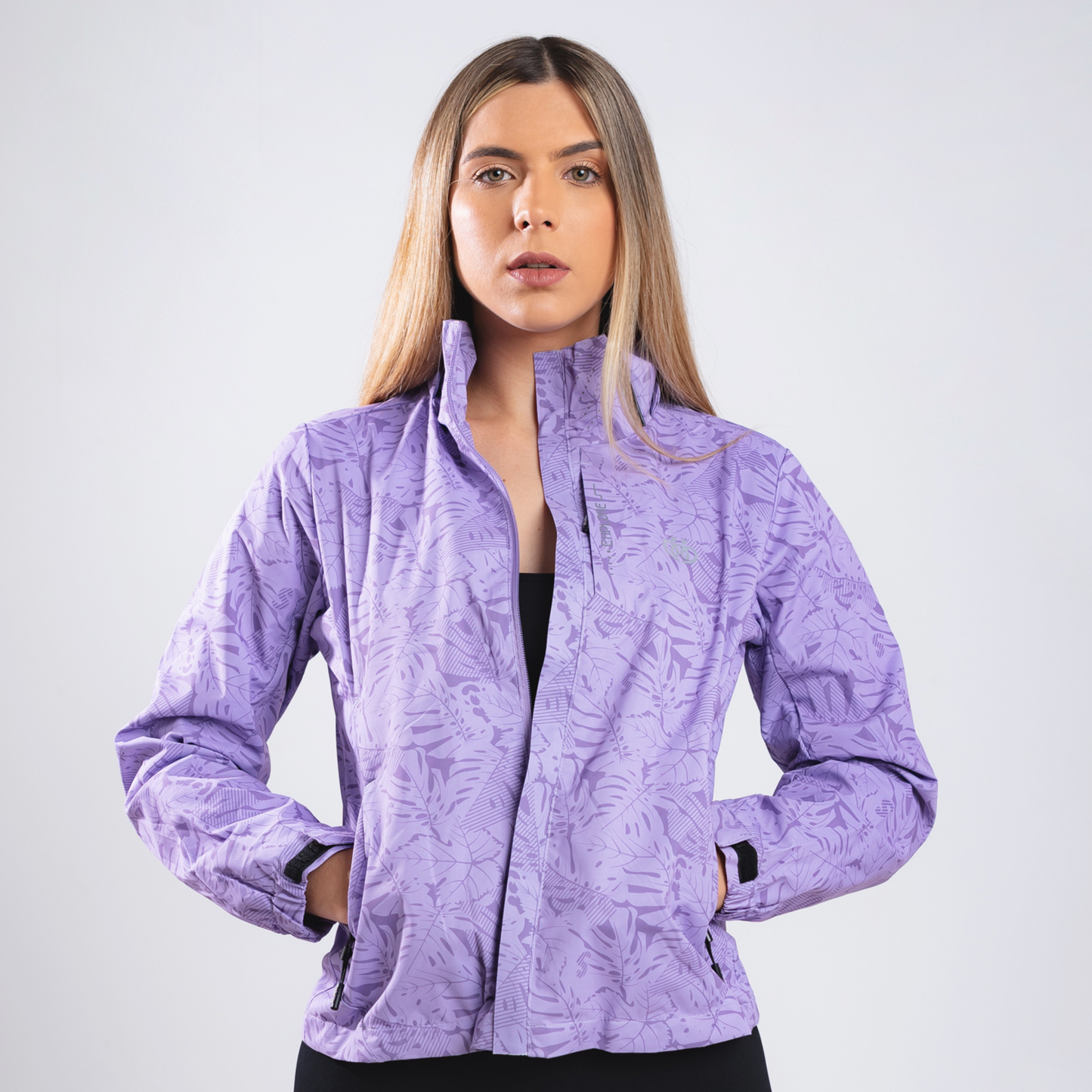 CHAQUETA DE FLORES