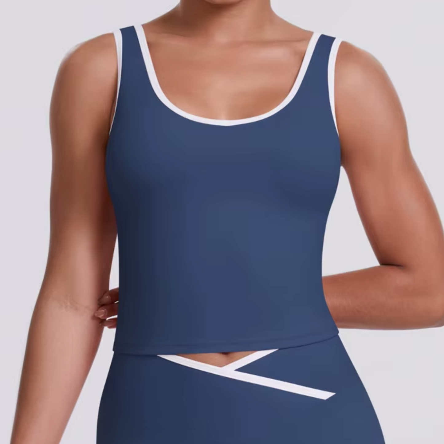 ANASTASIA TOP